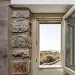 Stone Haven Pláka